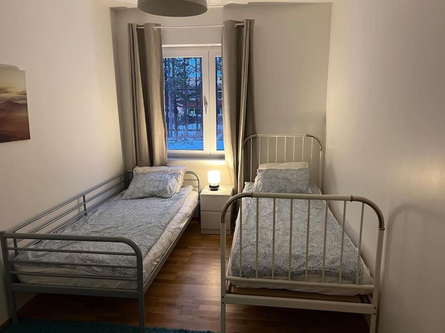 Beautiful Terraced House With Private Parking Villa Sandviken Exterior photo